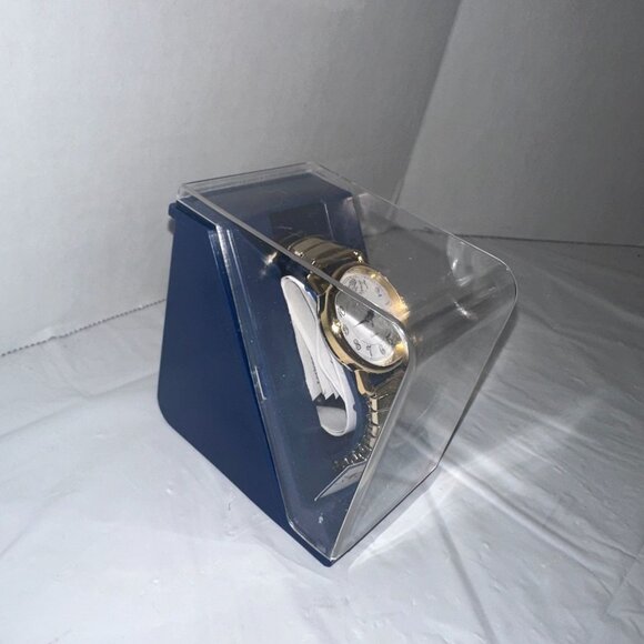 Sergio Valente Quartz Gold-Tone Watch In Display Case - Picture 2 of 4